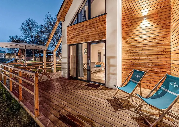 Beautiful In With Kitchen *